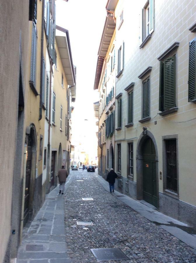 Accademia DeLuxe Apartment Bergamo Exterior foto